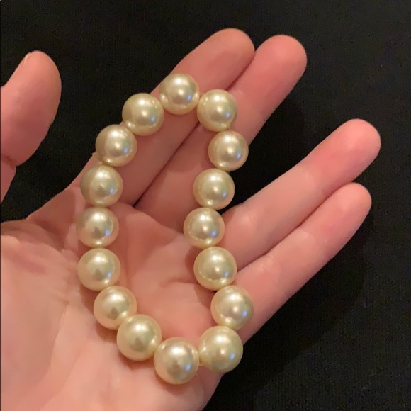 Bracelet -faux pearls - Picture 4 of 4